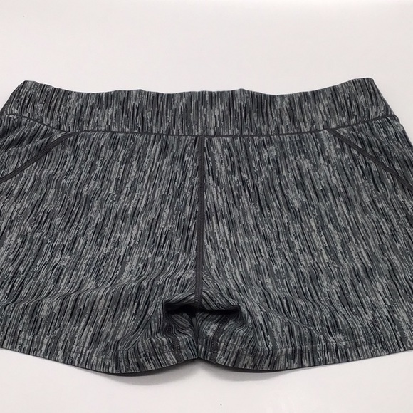 Reebok Pants - 🌼3/$12🌼 BUNDLE DEAL! Reebok Gray Active Wear Short